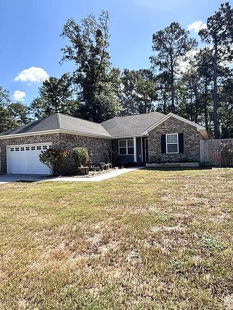 1st image of 872 Club Ln