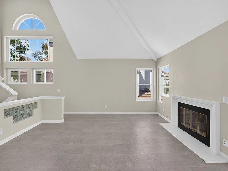 25082 Camino Del Mar #C — Photo 11