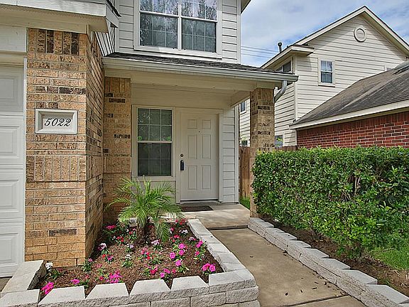 3rd image of 5022 Grasilla Dr