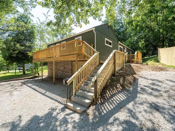 357 Adams St, Nelsonville, OH 45764