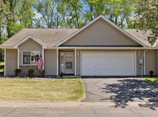 11521 Poppy St NW, Coon Rapids, MN 55433