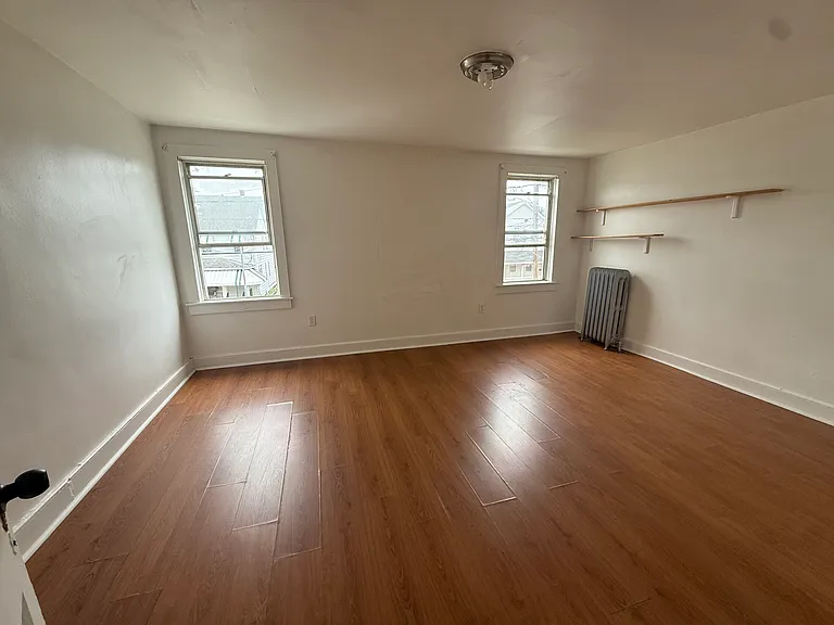 43 Manhattan St #2 — Photo 9