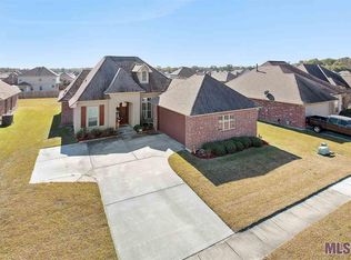 8968 Reserve Oak Ave, Zachary, LA 70791