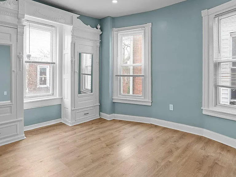 5322 Spruce St — Photo 13