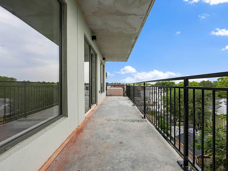 942 New York Ave #2L — Photo 7
