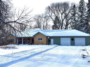12326 Falk Trl, Northfield, MN 55057