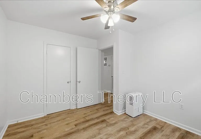130 S 29th St #5 — Photo 13