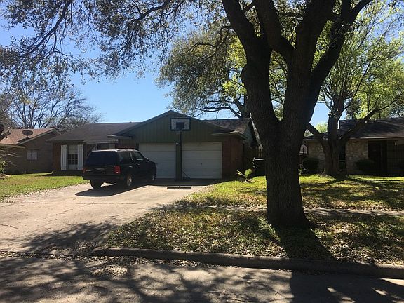 3rd image of 7711 Smokey Wood Ln