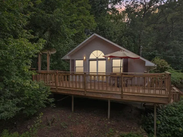 N3664 Tipperary Road, Poynette, WI 53955