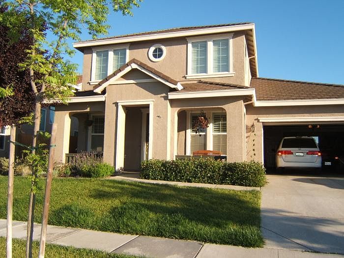 2nd image of 1038 Hacienda Dr