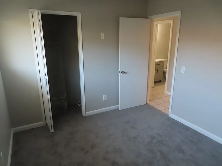 4912 Tyler St — Photo 16