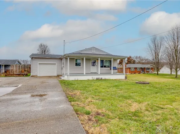 3953 N 1st St, Trenton, OH 45067