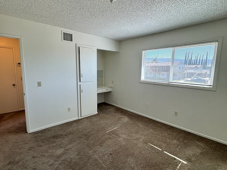 5040 W Avenue L14 #15 — Photo 10