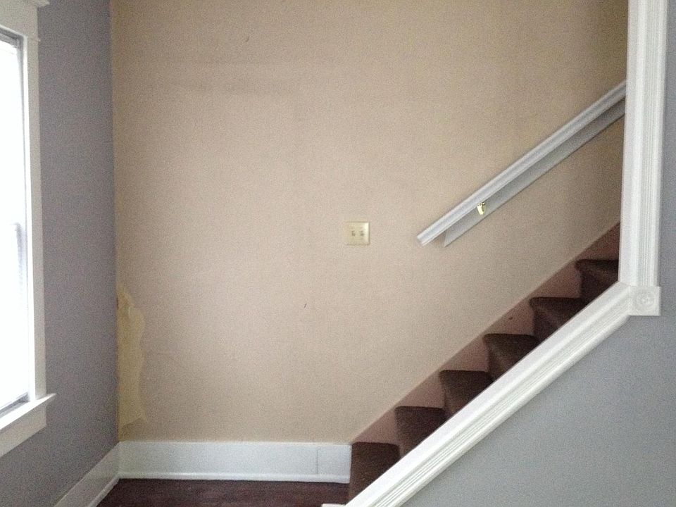 Stairway to 2nd Level