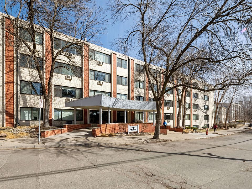 1st image of 2700 W 44th St APT 302