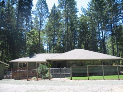 197 Daily Ln, Grants Pass, OR, 97527