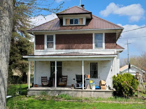 13577 Maple St, Albion, NY 14411