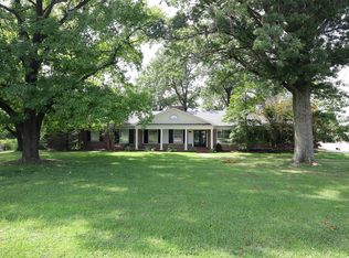 25 Roclare Ln, Saint Louis, MO 63131