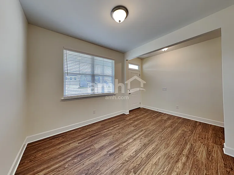 3028 Esquire Dr — Photo 9