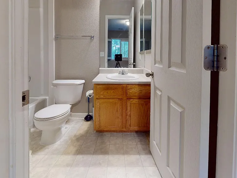 202 Country West Rd #C — Photo 4