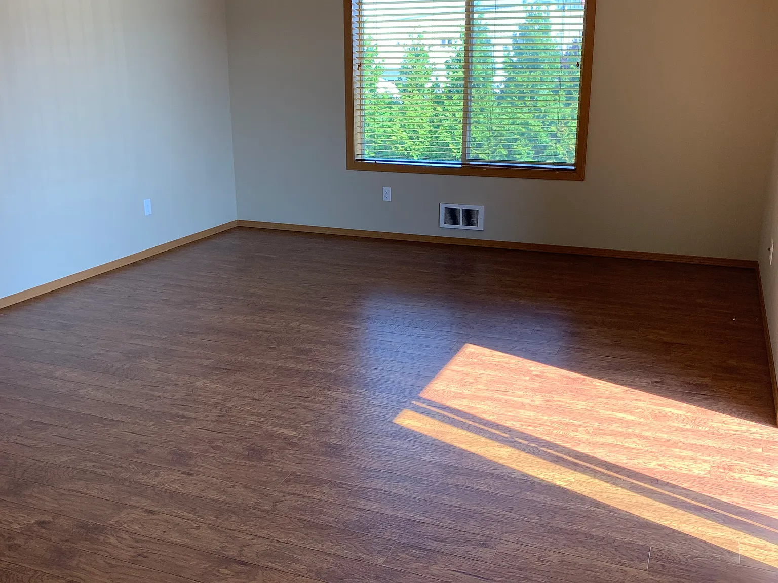2270 Sedge St — Photo 4