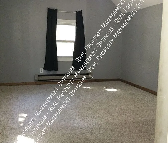 1114 Hawthorne St — Photo 14