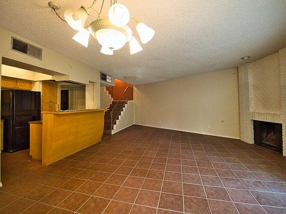 4th image of 429 Irondale Dr APT B