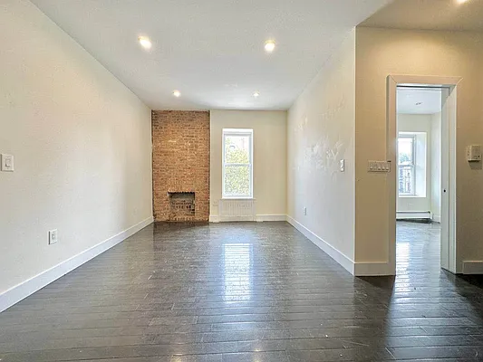 Rented by Doorway NYC, LLC | media 4