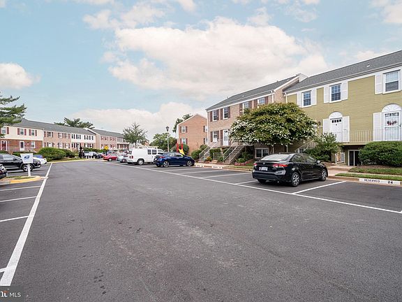 2nd image of 14428 Turin Ln