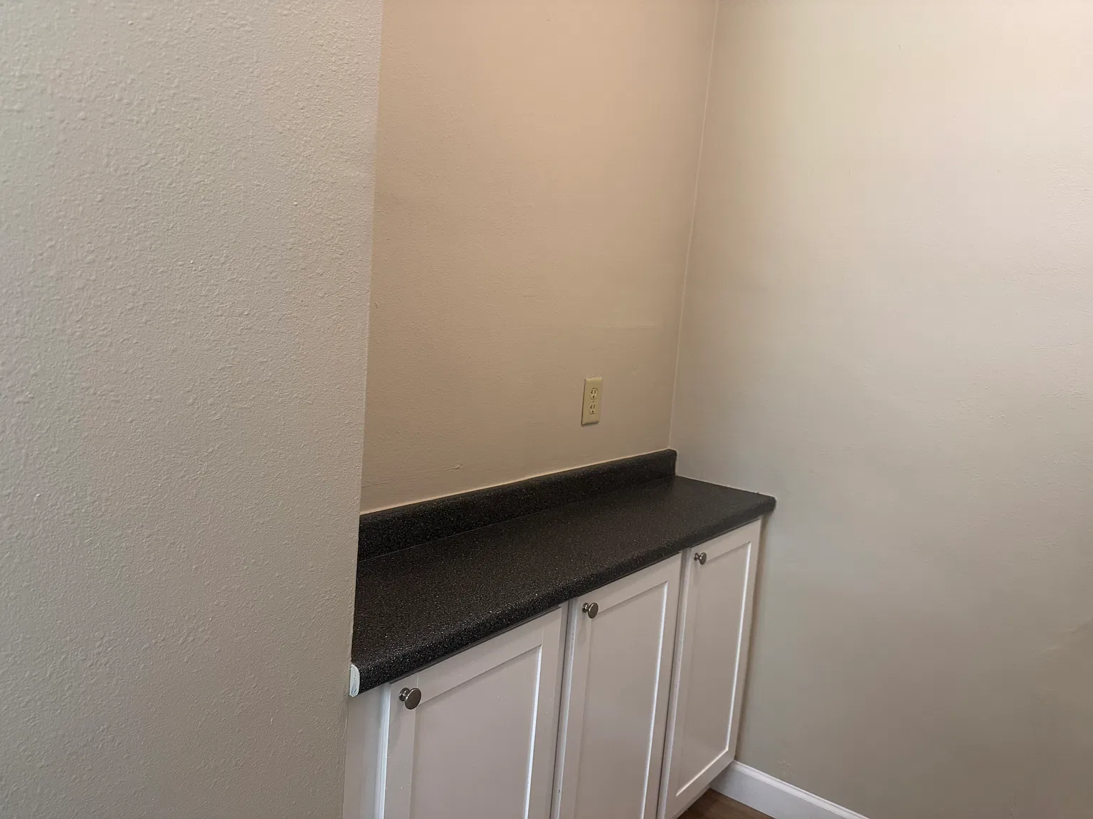 1005 Garden Dr — Photo 4