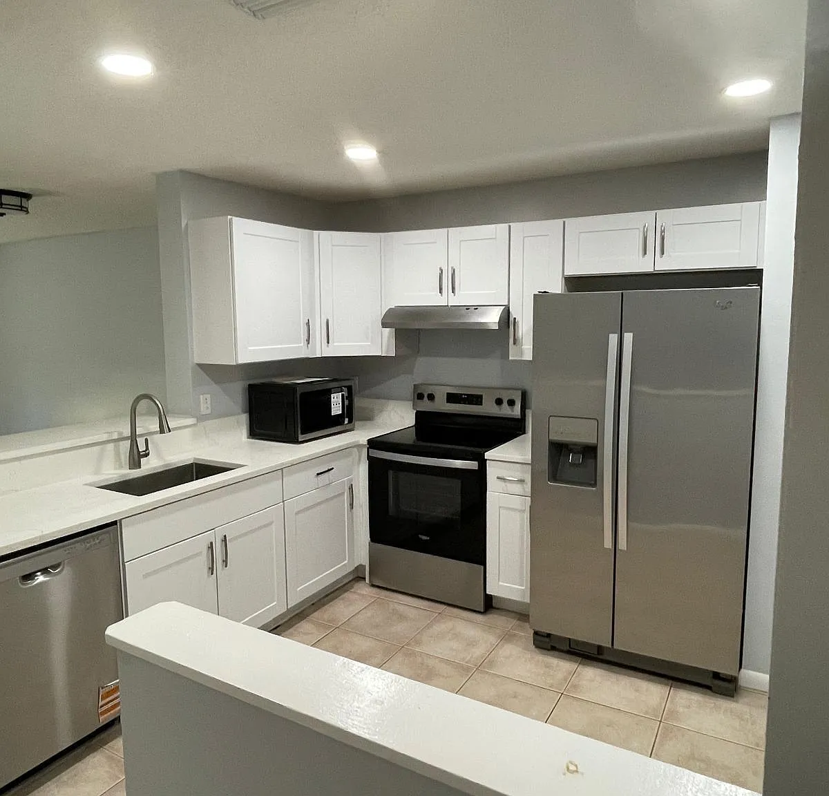 3 bed, 2.5 bath, 1596 sqft, $3,100 — Photo 4