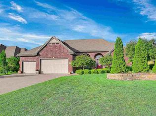 1825 W Harborlight St, Wichita, KS 67204