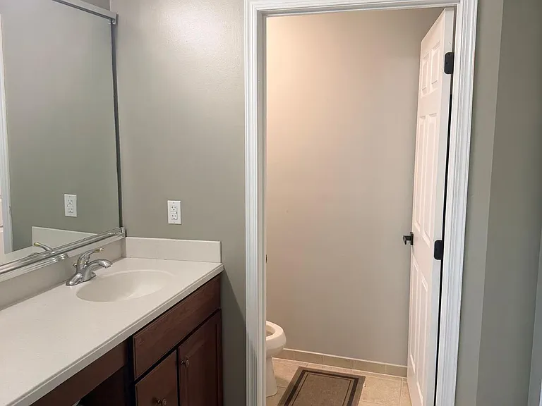 69 Renfield Dr — Photo 17