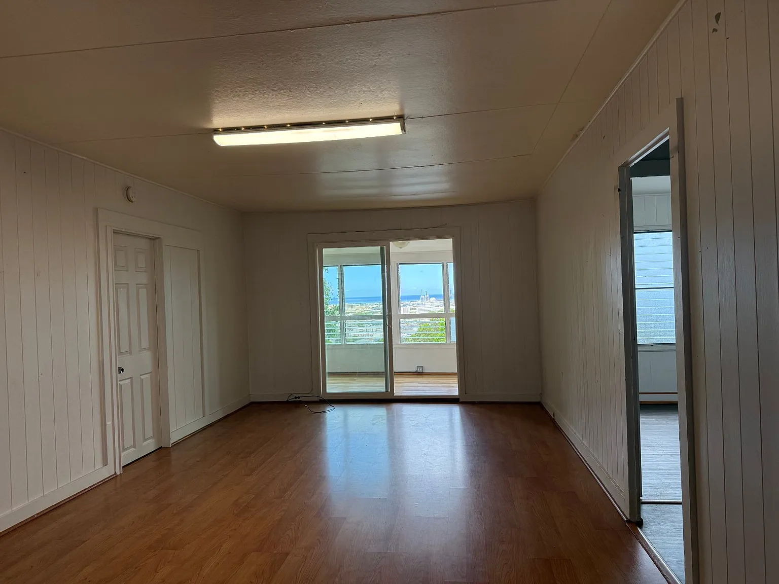 3 bed, 1400 sqft, $3,200 — Photo 4