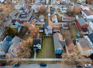 W 33rd St, Cleveland, OH 44113