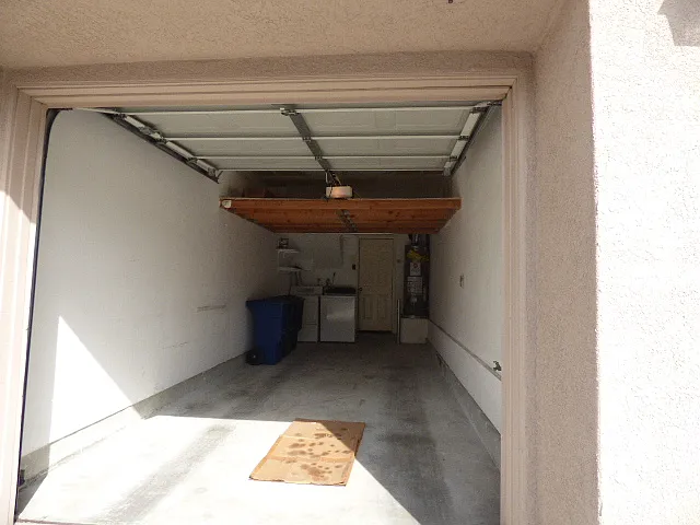 1237 Aguirre Dr — Photo 11