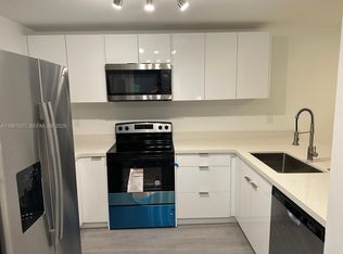 210 SW 11th St, Miami, FL 33130