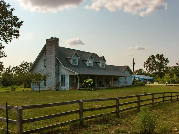 3339 U.S. 63, Koshkonong, MO 65692