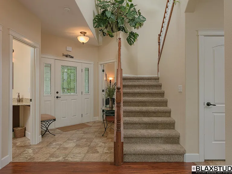 6149 N Kettle Dr — Photo 2