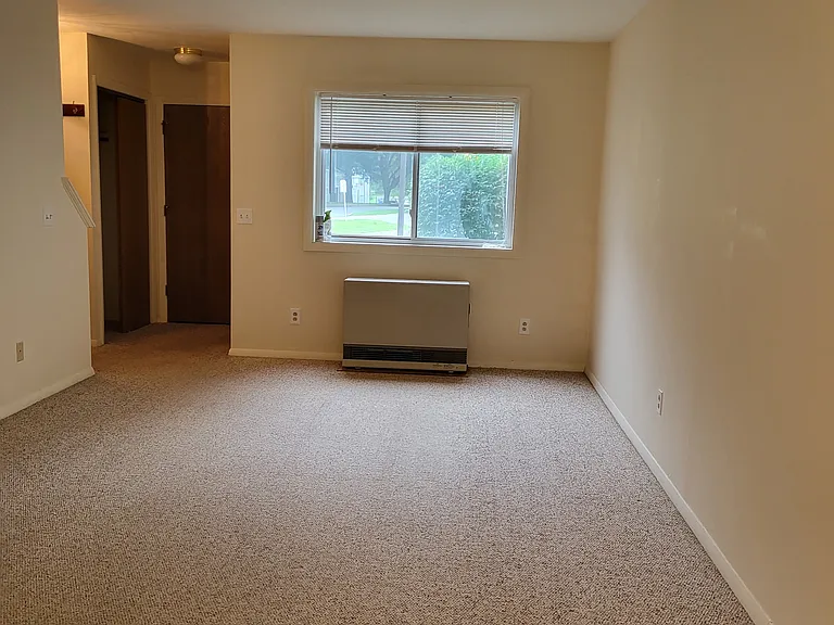 P2 Grandview Dr #P2 — Photo 2