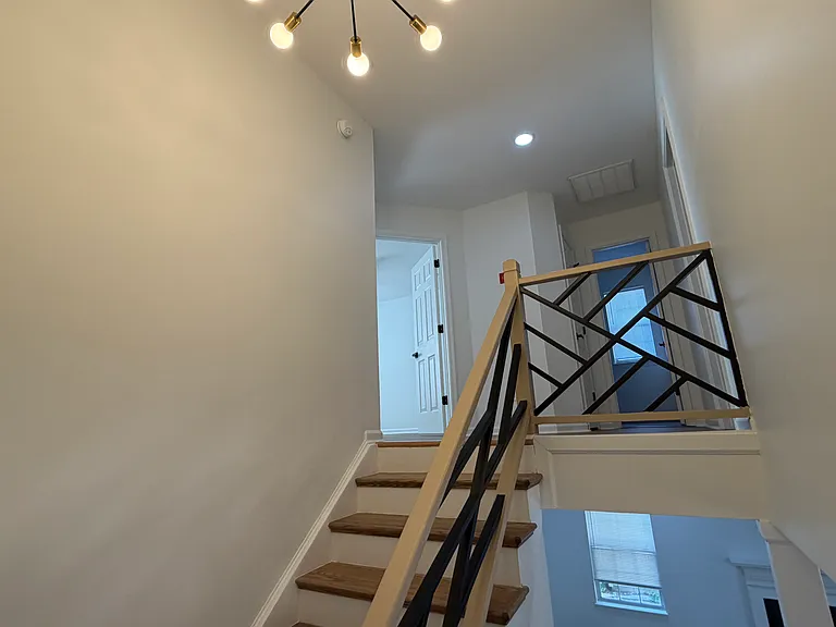 1630 Willow Cv — Photo 18