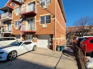 59-17 Van Doren St, Flushing, NY 11368