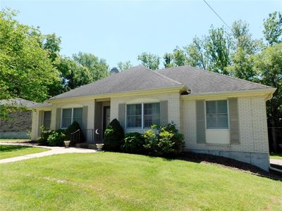 43 Satellite Dr, Hannibal, MO, 63401