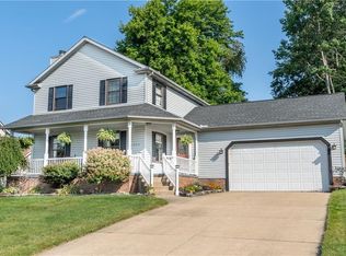 11060 Thoresby Cir NW, Uniontown, OH 44685