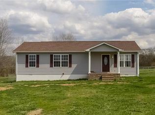 1006 Rock Springs Rd, Bethpage, TN 37022