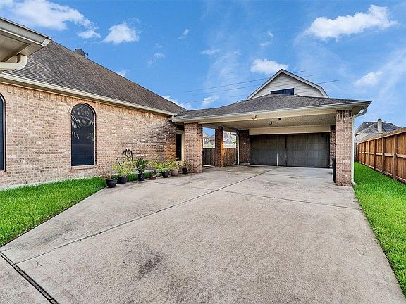 4th image of 2714 Brahman Dr