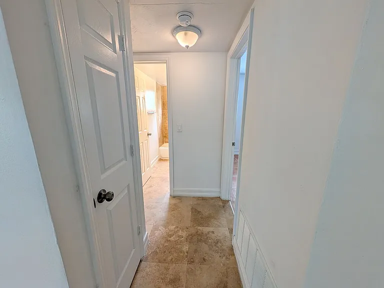 3007 N Andrews Ave — Photo 8