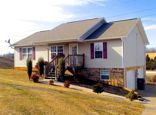 563 Joshua Dr, Dandridge, TN 37725