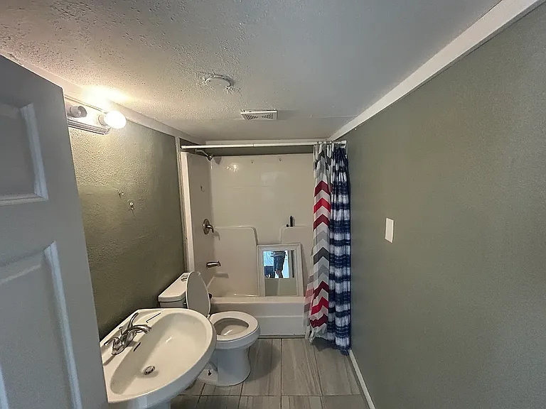 2825 SW Jefferson Ave — Photo 17
