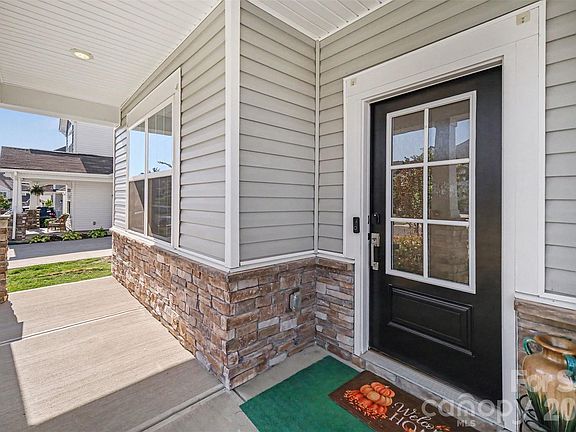 4th image of 238 Kennerly Center Dr